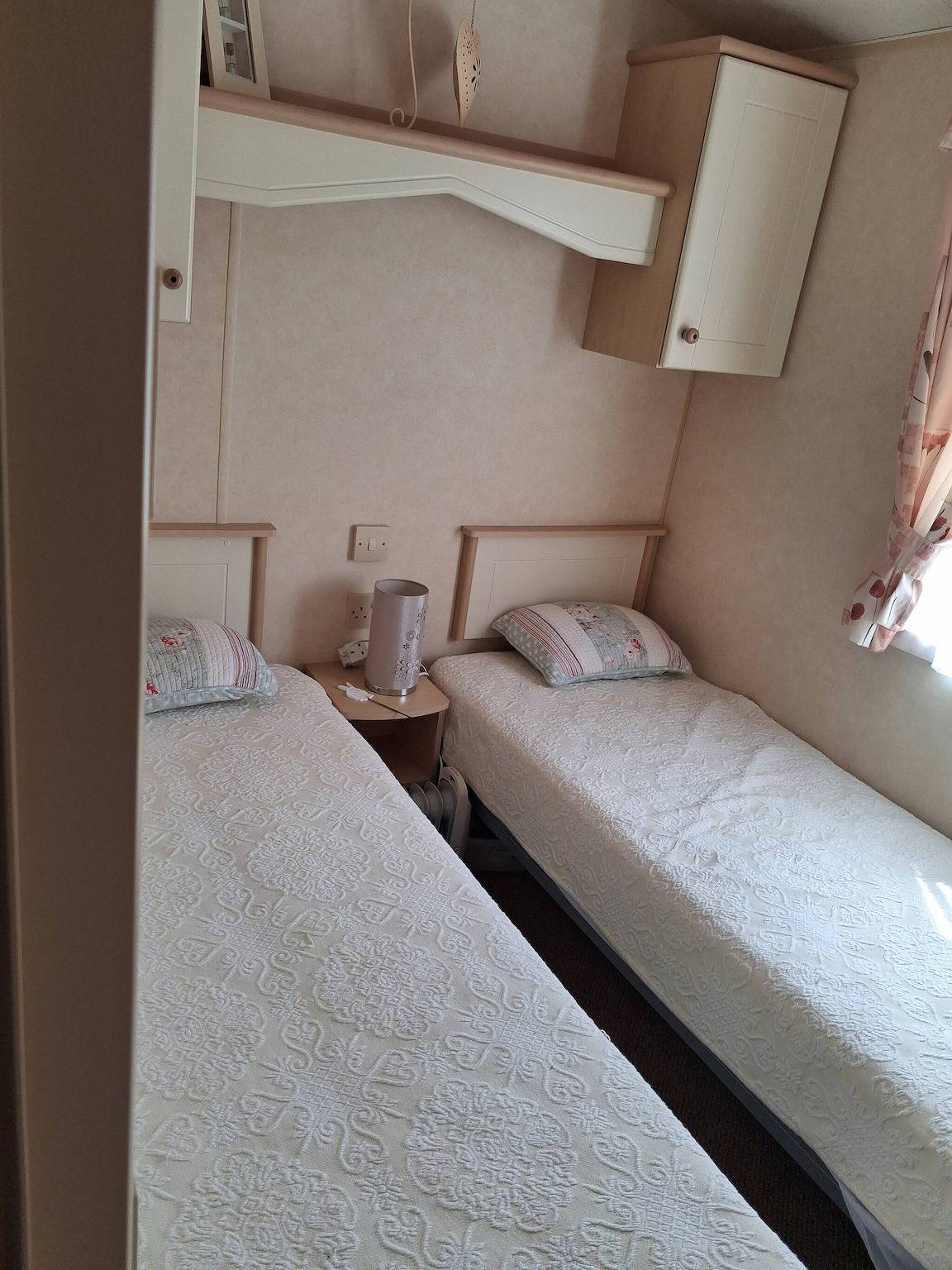 Caravan Sandhills Holiday Park Astounding Seaview in Bembridge, Isle of Wight