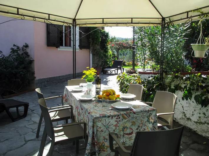 Villa für 10 Personen, mit Pool und Balkon in Dolcedo - 2