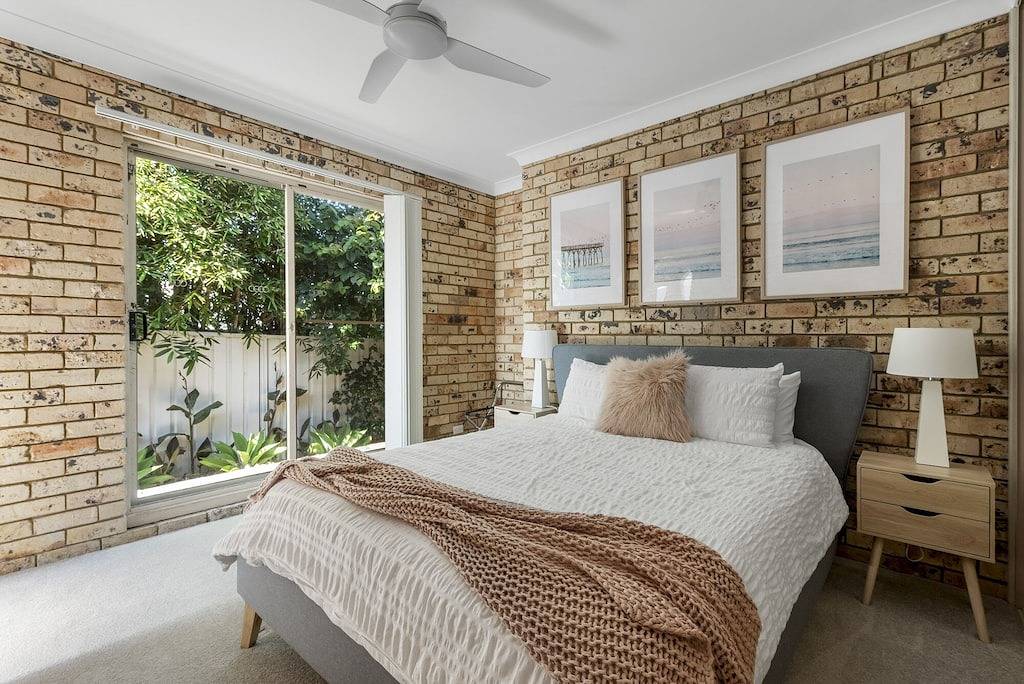 Two minute walk to Jones Beach and 10 minute stroll to Minnamurra River in Illawarra, New South Wales