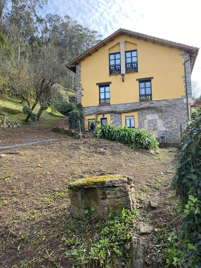 Casa rural para 12 personas, con Balcón y Terraza además de Jardín y Vistas en Villaviciosa - 2