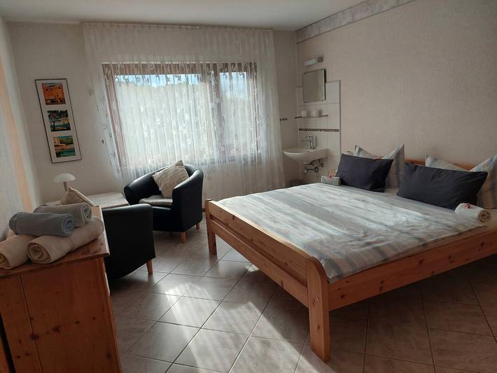 Apartamento entero, Apartamento 'Osterwiese' con terraza privada, jardín privado y Wi-Fi in Weilburg, Distrito de Limburg-Weilburg