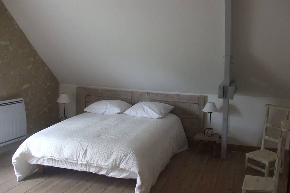Gites confortables de 6/8 personnes maxi in Cheffes, Région d'Angers