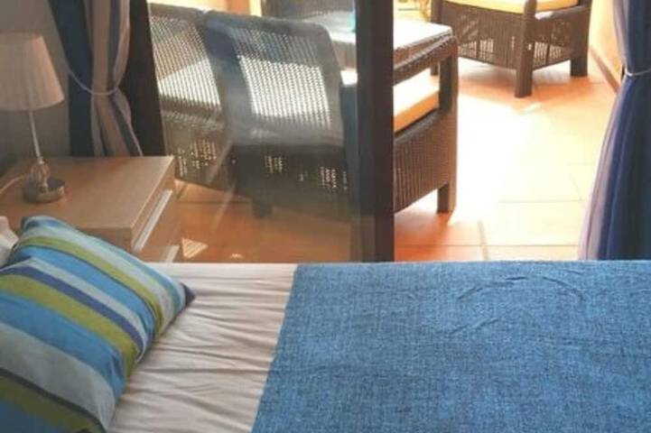 Ganze Wohnung, Perfekte Strandlage. 2 Schlafzimmer, 4 Personen, wunderschön eingerichtet. in Los Narejos, Los Alcázares
