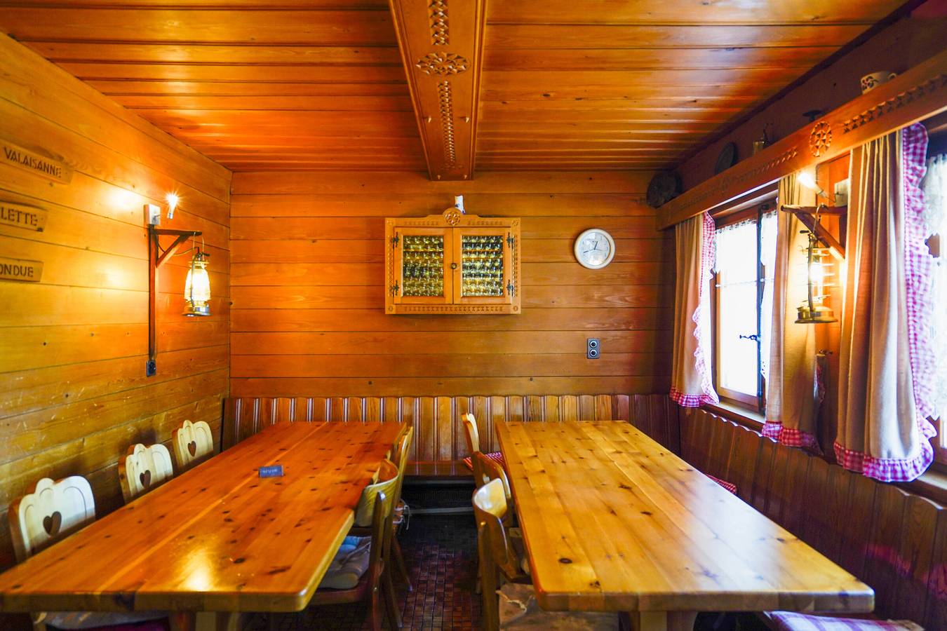 Casa Rural para 14 personas con balcón/terraza in Les Masses, Vex