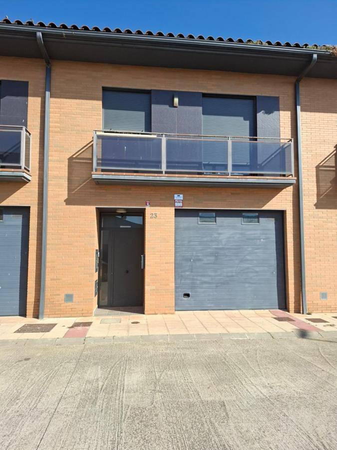 Apartamento para 7 personas, con jardín y vistas en Comarca de Tafalla