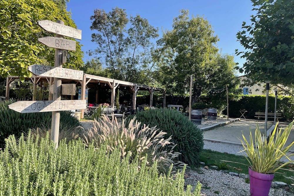 Zecamping 4 étoiles animé pataugeoire locatif Tv 36m2 in Coulon, Région de Niort