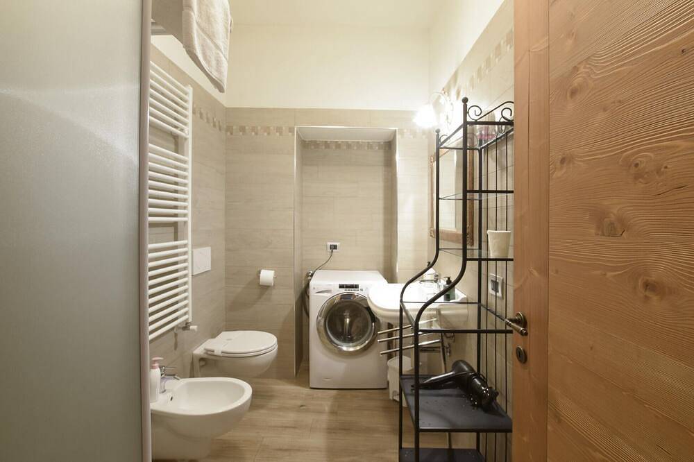 Ganze Wohnung, Awesome apartment in Edolo with Wifi in Edolo (Dorf), Edolo