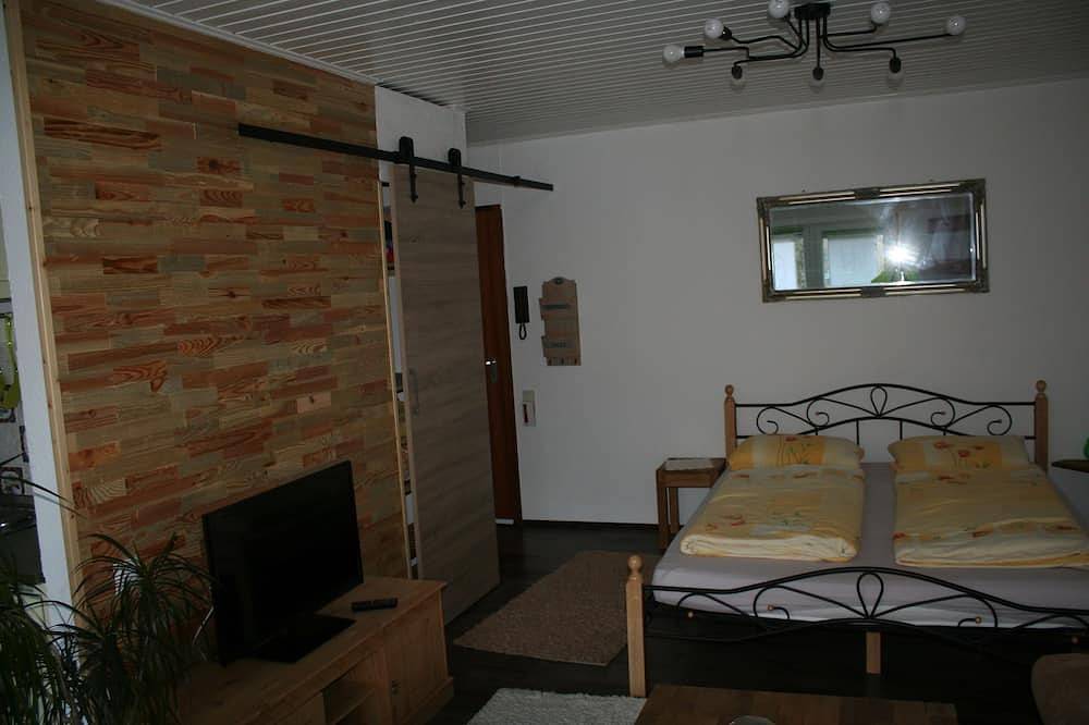 Ganze Wohnung, Wasgau - Blick  - Ferienwohnung am Schöntalweiher in Ludwigswinkel, Pfalz