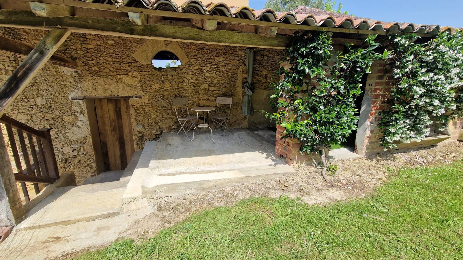 Les Gîtes du Bonheur du Gers - Le Cocon, 2 pers. in Estang, Gers
