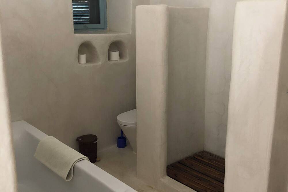 Secluded hamlet - \"apart in your togetherness\" in Zakynthos
