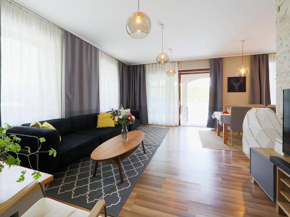 Villa in Balatonszemes, Plattensee Südufer