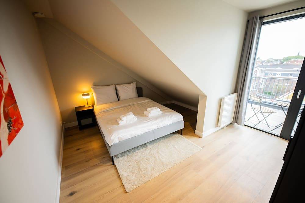 Contemporary Stylish 3Bdr Apartment  Pka in Rotterdam, Zuid-Holland