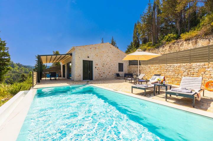 Villa pour 4 personnes, avec terrasse et jardin dans Paxos - 2
