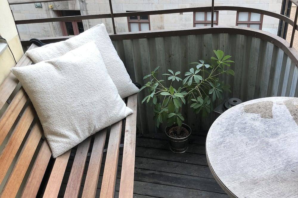 Entire apartment, In the heart of Stockholm in Norrmalms stadsdelsområde, Stockholm
