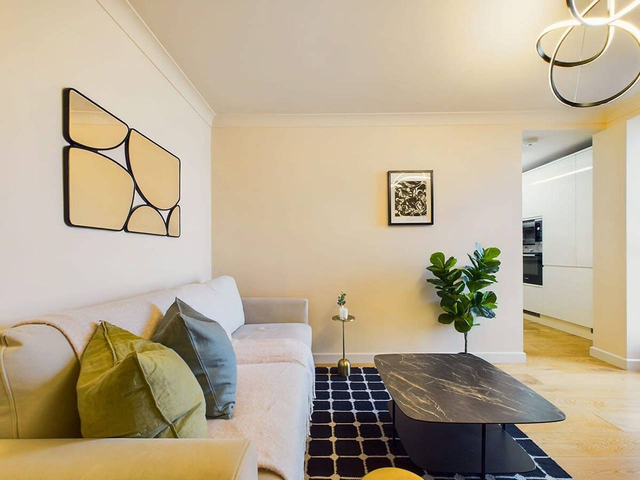 Entire apartment, Cosy Covent Garden Apartment in Covent Garden, London