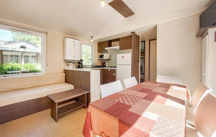Camping pour 6 personnes, avec terrasse et jardin dans Périgord Vert - 2