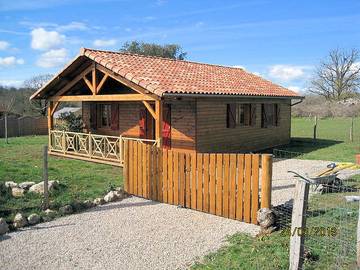 Chalet pour 4 personnes, avec terrasse et jardin dans le Lot