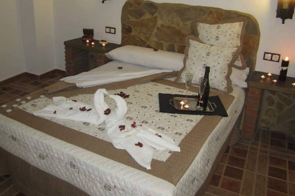 Ländliche Unterkunft Los Molinos - Casa del Arco in Fuentes de León, Sierra Morena