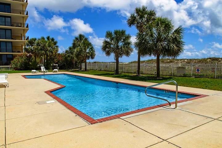 Apartament wakacyjny dla 4 osób, z widok i basen oraz balkon w Alabama