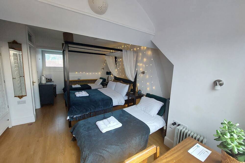 Pilgrims of the Goddess - Room 7 in Glastonbury, Somerset