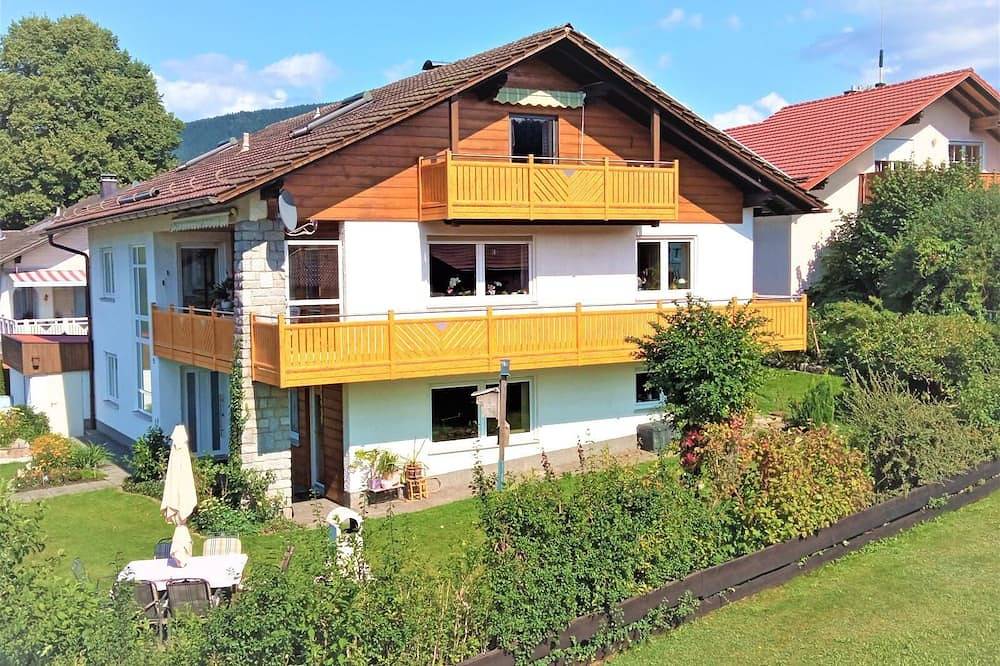 Ganze Wohnung, Gemütliche Ferienwohnung mit 69qm am Fuße des Kaitersbergers in Bad Kötzting, Ostbayern