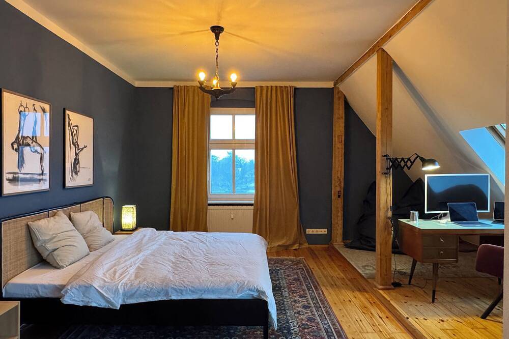 Ganze Wohnung, Großzügiges Loft für Arbeit & Erholung | 15 Min. Fahrt zum See in Meyenburg, Prignitz