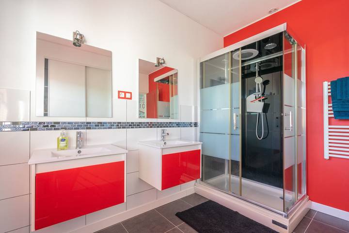 Gîte pour 4 personnes, avec Jardin à Royan - 4