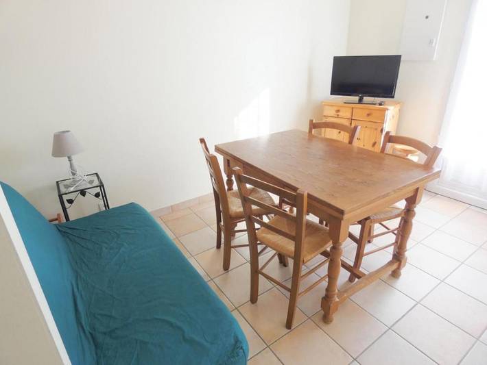Location de vacances pour 4 personnes, avec jardin à Angoumé - 3