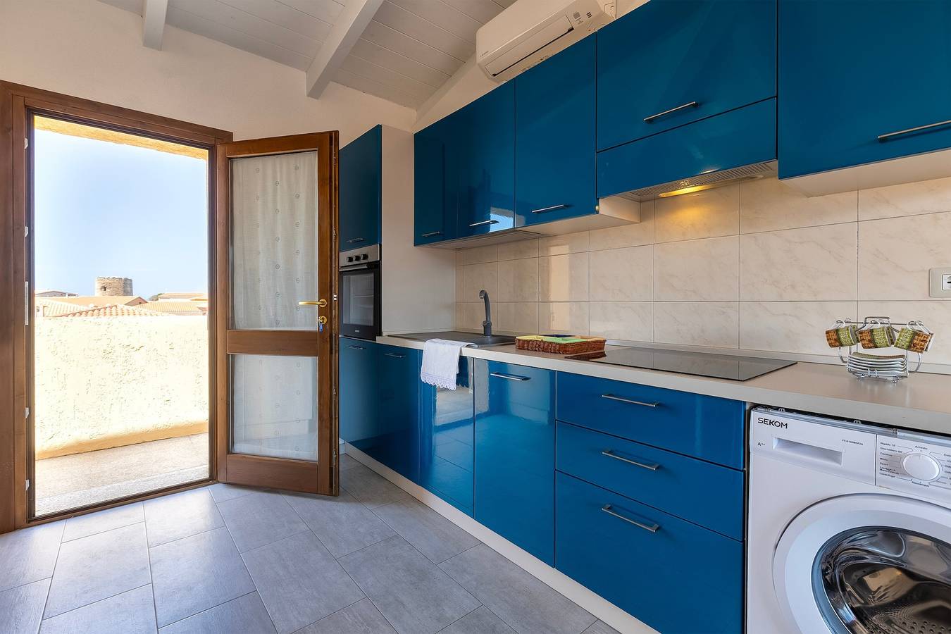 Appartamento intero, Appartamento per vacanze "Vista mare" con balcone privato e aria condizionata in Trinità d'Agultu e Vignola, Olbia-Tempio
