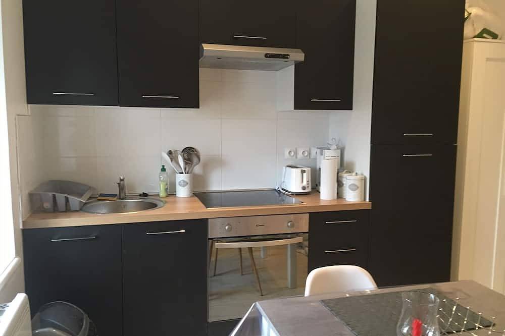 Apartamento entero, Estudio al borde de los baños termales de Vittel. in Vittel, Neufchâteau