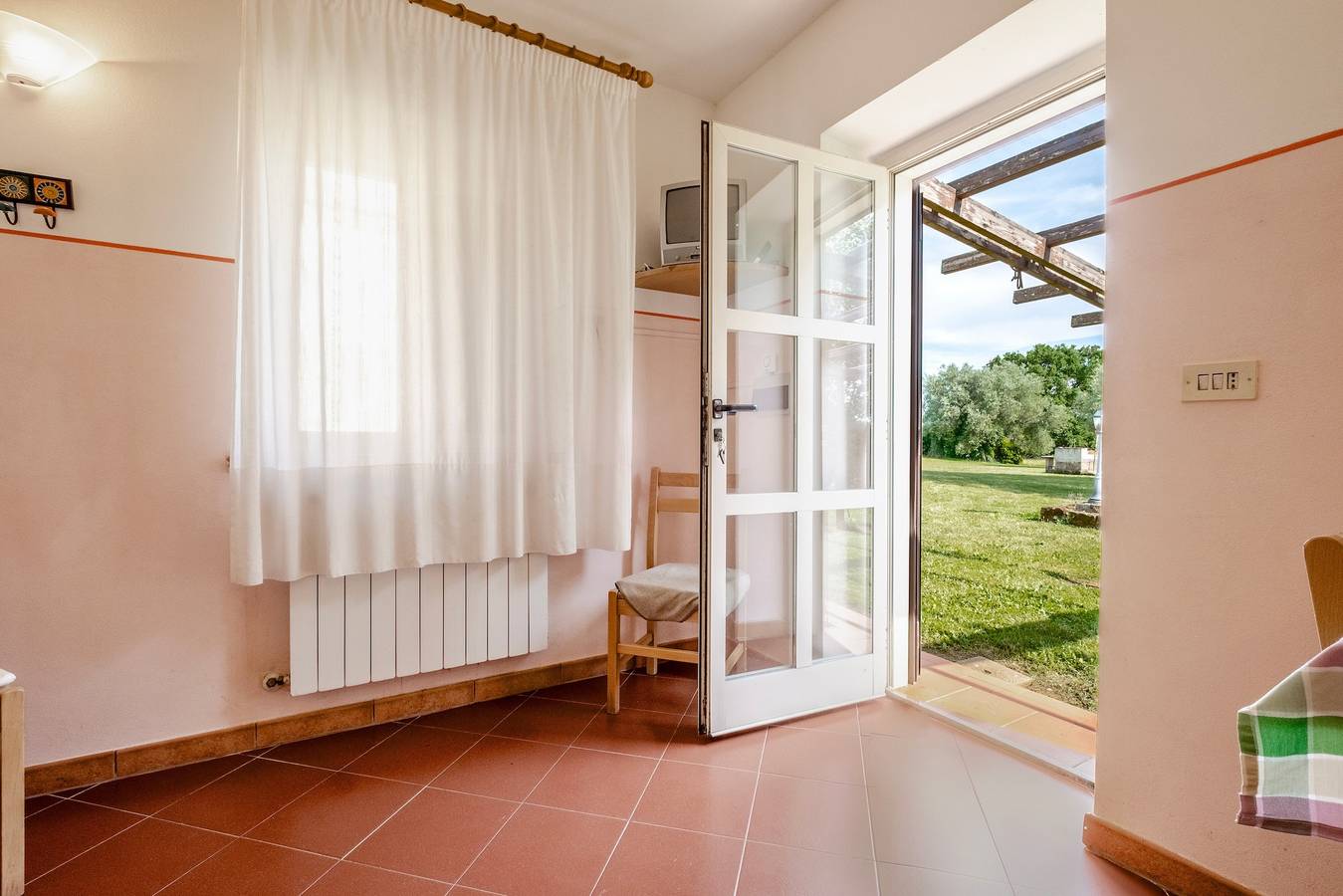Appartamento intero, Appartamento 'Porcilaia' con piscina condivisa, terrazza privata e giardino in comune in Sorano, Provincia di Grosseto