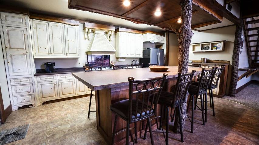 Vacation house for 10 people, with pets in Kansas