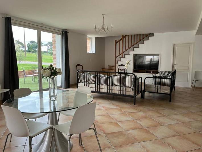 Location de vacances pour 10 personnes, avec piscine ainsi que jardin et vue à Sainte-Foy-d'Aigrefeuille - 3