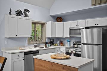 Vacation Rental for 8 Guests in Blakeslee, Monroe County (PA), Picture 3