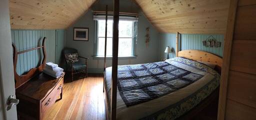 Cottage Rentals for 4 Guests in Alberta, Canada, Picture 2