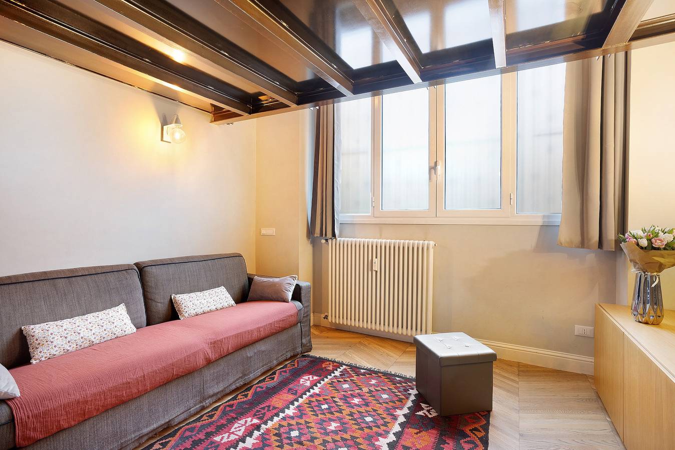 Ganze Wohnung, Ferienwohnung 'Dezza Loft' mit privater Terrasse, Wlan und Klimaanlage in Mailand, Mailand Provinz