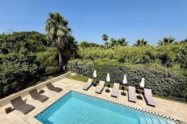 Villa für 8 Personen, mit Garten