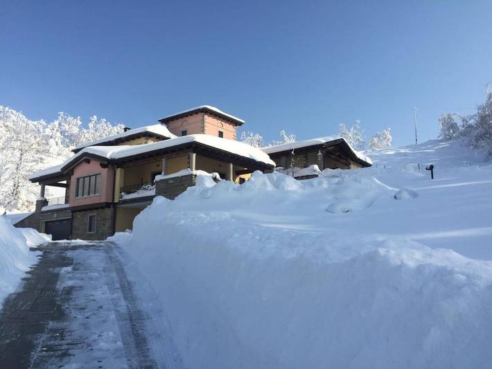 Location de vacances pour 2 personnes, avec vue ainsi que jardin et balcon à Camugnano - 2