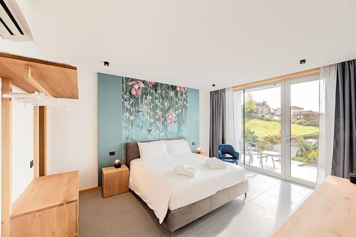 Villa Anna luxury and private pool in Alba in Alba, Langhe
