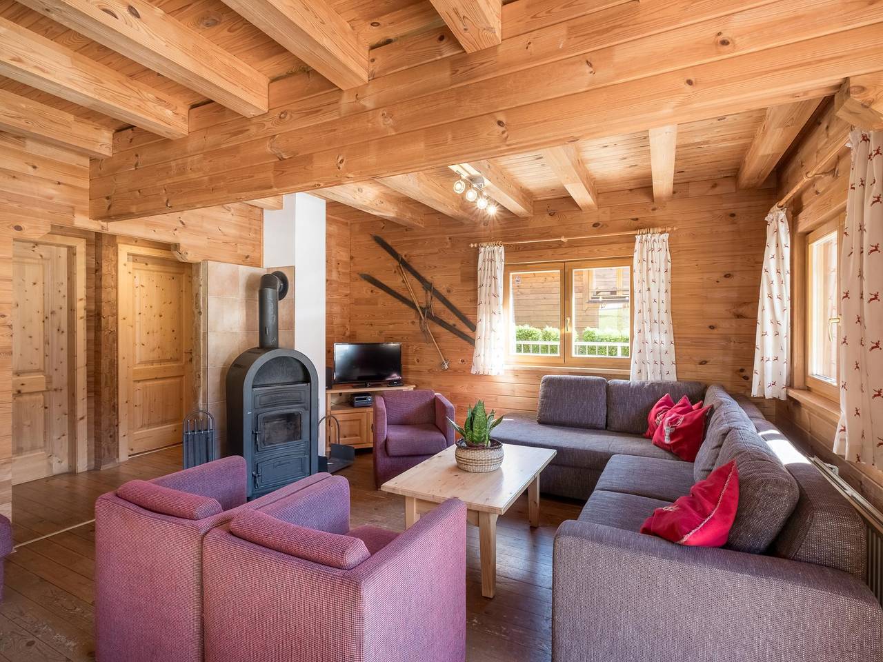 Uriges Holzchalet mit Wellnessbereich u.Terrasse in Krimml, Zillertaler Alpen