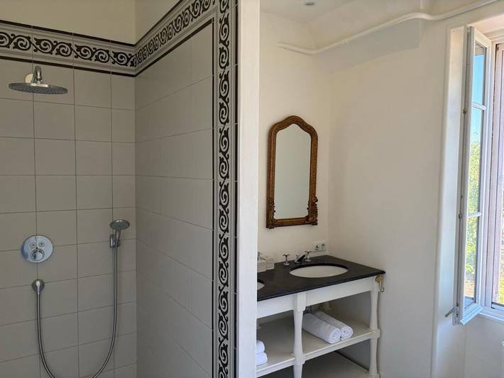 Chambre d’hôte pour 2 personnes, avec Terrasse et Jardin à Mauléon - 4