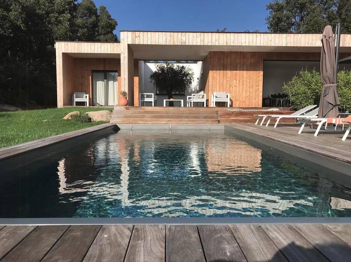 Maison de vacances pour 6 personnes, avec jardin ainsi que piscine et terrasse, animaux acceptés