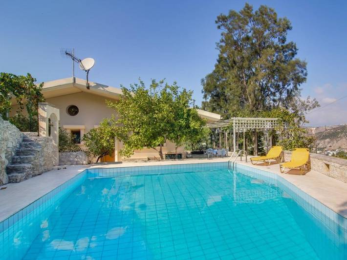 Holiday rental for 5 people, with Terrace and Pool in Heraklion
