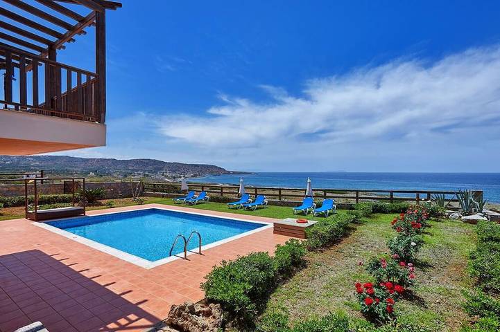 Location de vacances pour 6 personnes, avec Balcon ainsi que Terrasse et Jardin dans Milatos Beach - 4