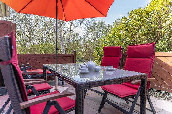 Ganze Ferienwohnung, Utesch Ferienwohnungen "Deichringstr. 25" - Ferienwohnung - 15071/B in Neuharlingersiel, Landkreis Wittmund