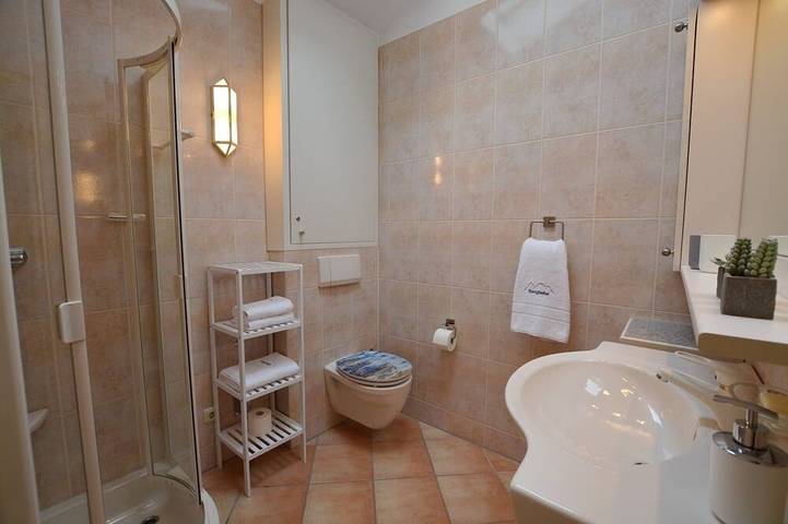 Ferienhaus für 3 Personen, mit Terrasse und Garten in Prien - 4