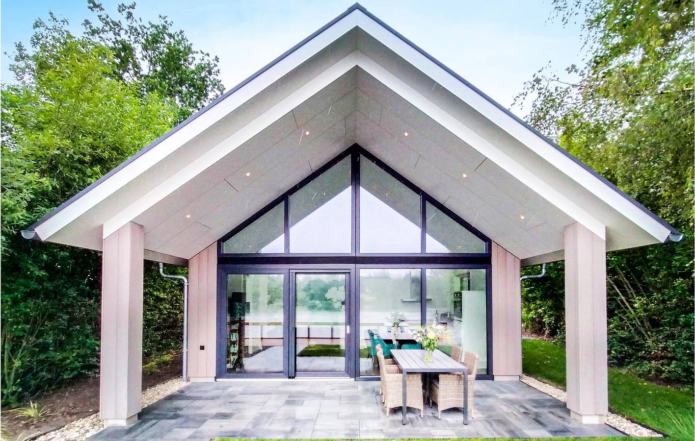 Ferienhaus für 4 Personen mit Garten in Oosterwolde, Friesland