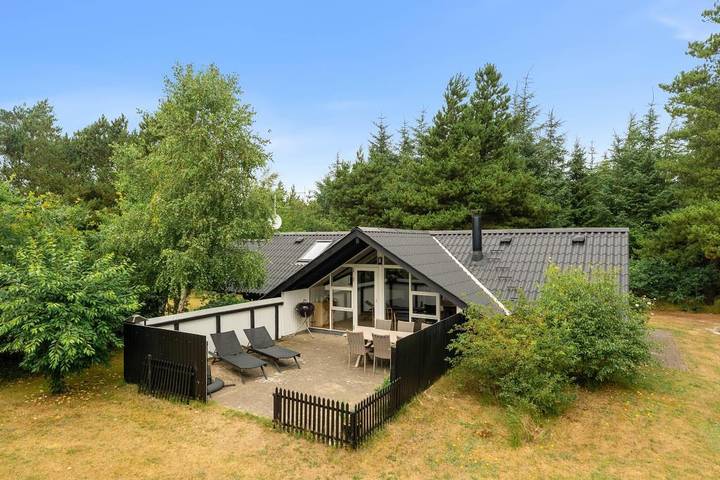 Ferienhaus für 6 Personen, mit Balkon/Terrasse in Houstrup