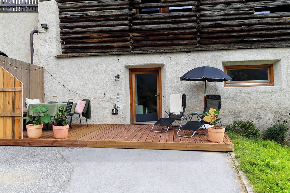 Ganze Wohnung, Chasa Savü, (Guarda) in Guarda Staziun, Guarda