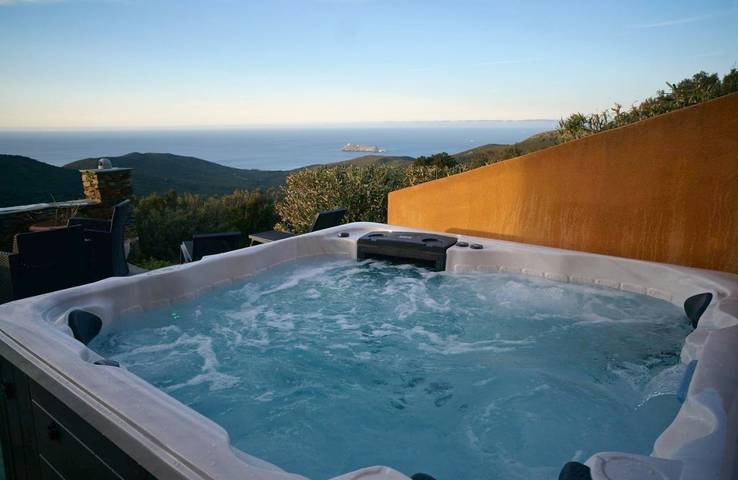 Hôtel pour 3 personnes, avec terrasse et vue à Ersa - 3